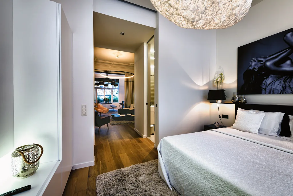 Chambre et dégagement d’Amazone 2, appartement meublé à Bruxelles