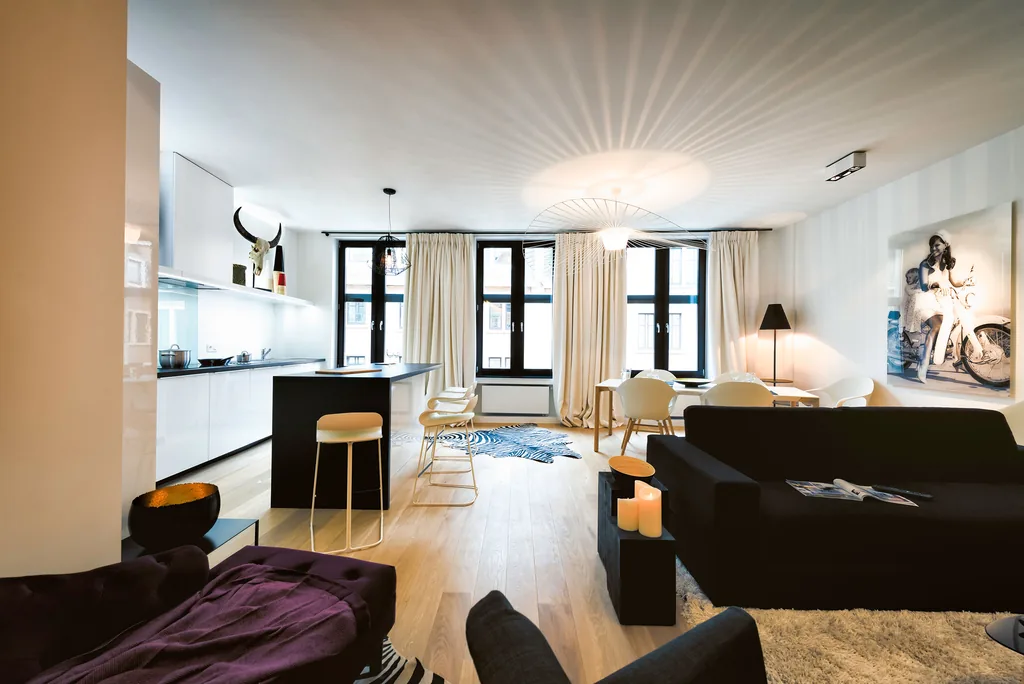 Open-plan living room at Montagne 3, furnished apartment in Brussels