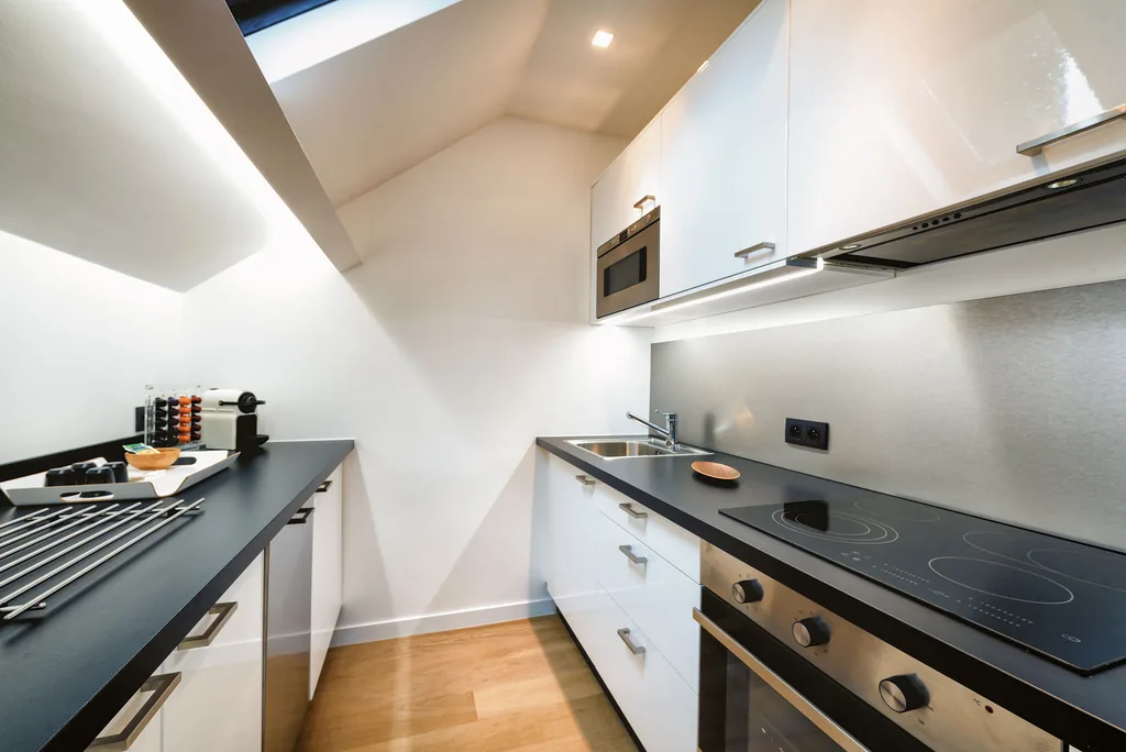 Cuisine équipée de Vleurgat 4, appartement meublé à Bruxelles